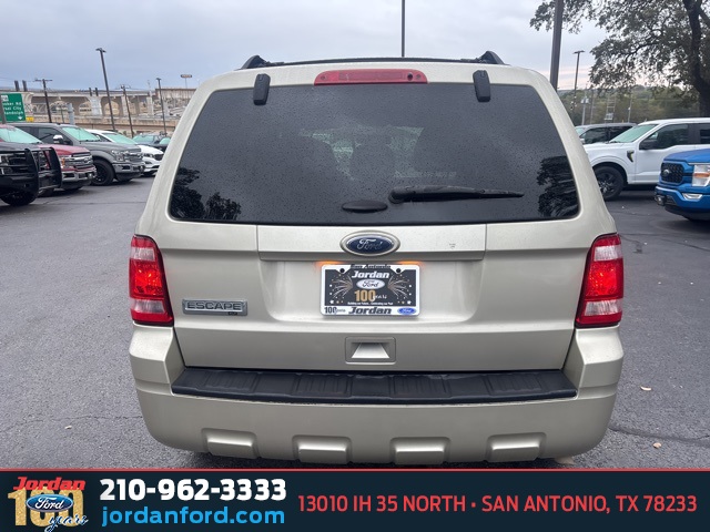 Used Car 2012 Ford Escape  Xlt For Sale Under $10,000 In San Antonio, Texas