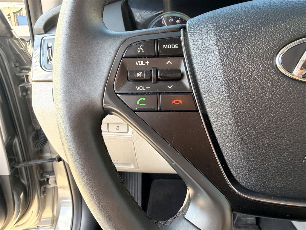 2017 Hyundai Sonata Hybrid Limited Gray at Autostrade