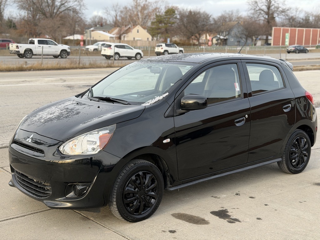 2015 Mitsubishi Mirage DE's photo