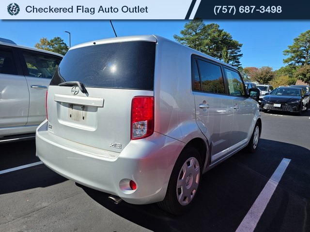 2012 Scion xB Base photo 2