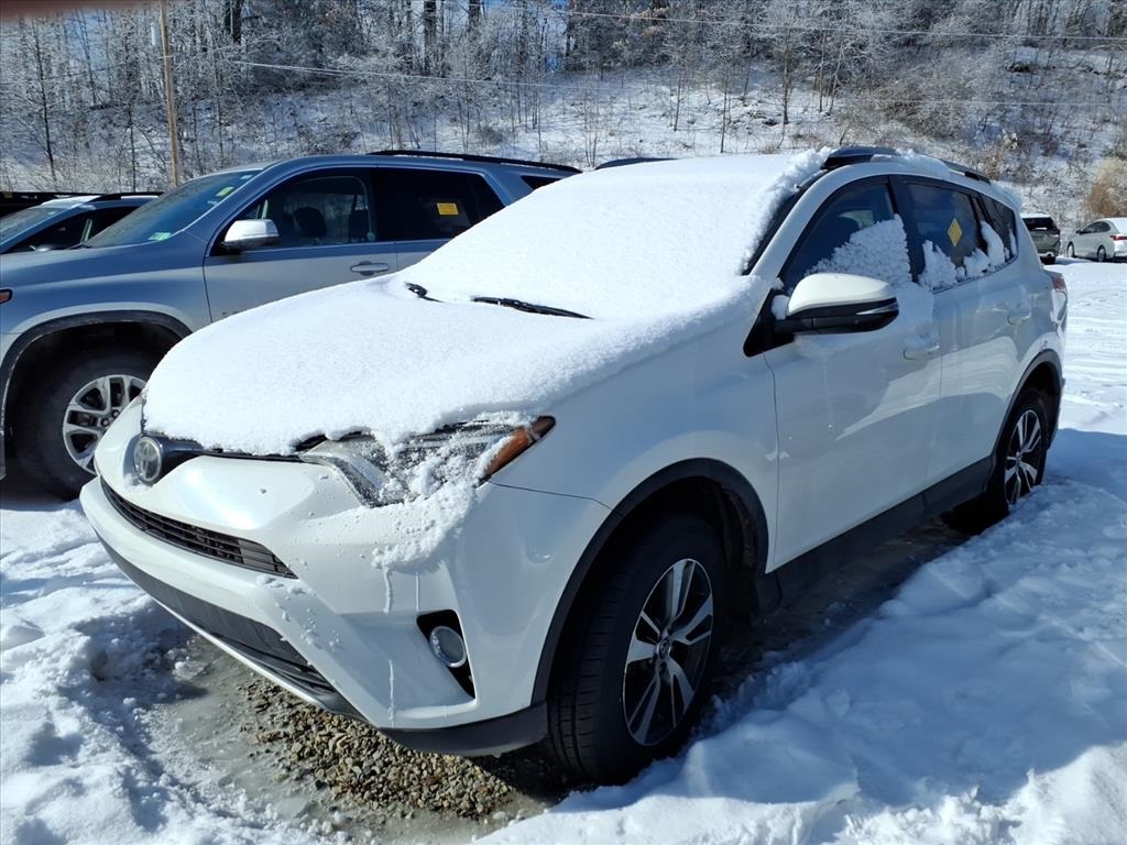 2017 Toyota RAV4 XLE AWD