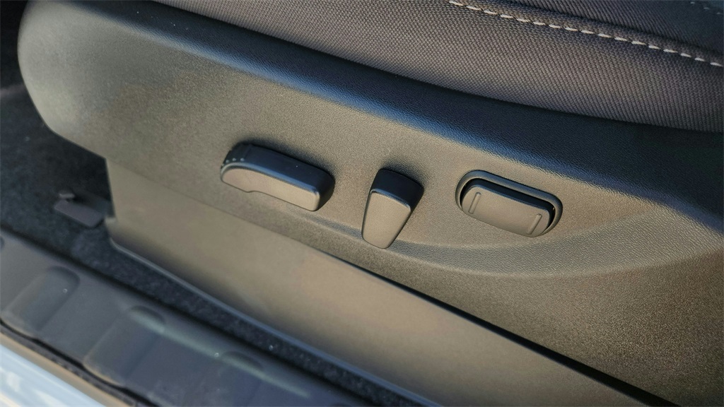 2025 Nissan Frontier