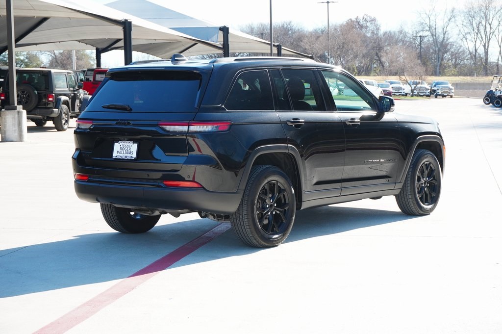 Used Car 2024 Jeep Grand Cherokee  Altitude For Sale Under $35,000 In Weatherford, Texas
