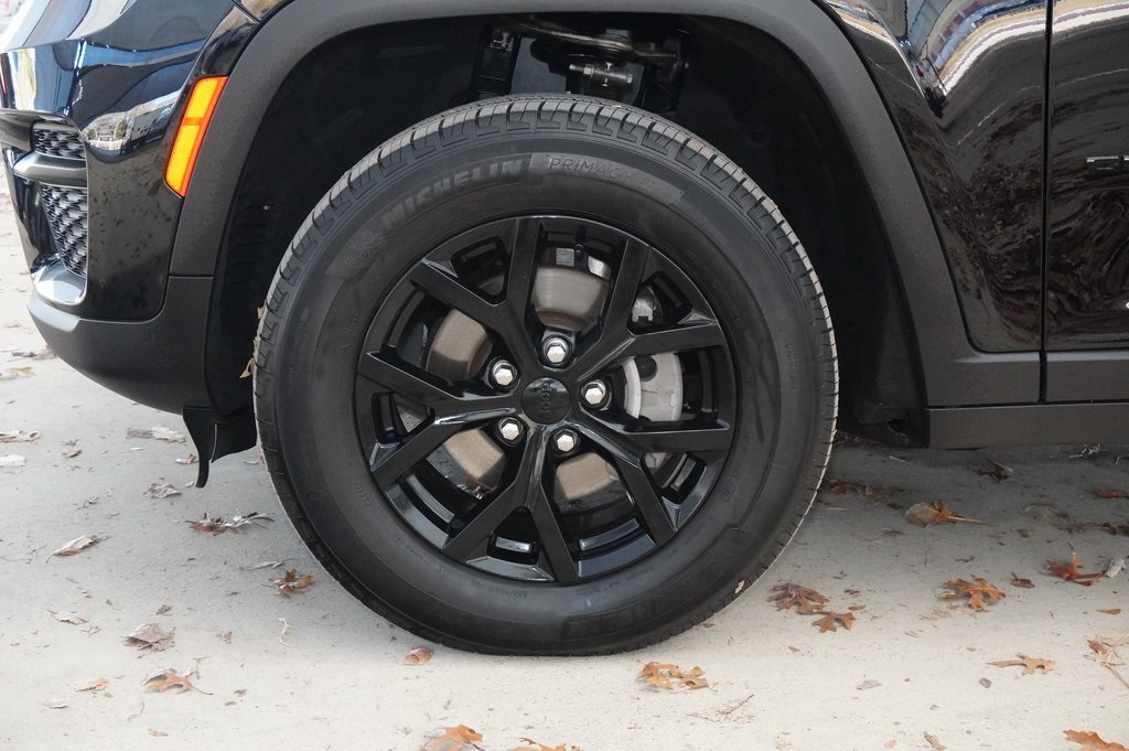 Used Car 2024 Jeep Grand Cherokee  Altitude For Sale Under $35,000 In Weatherford, Texas