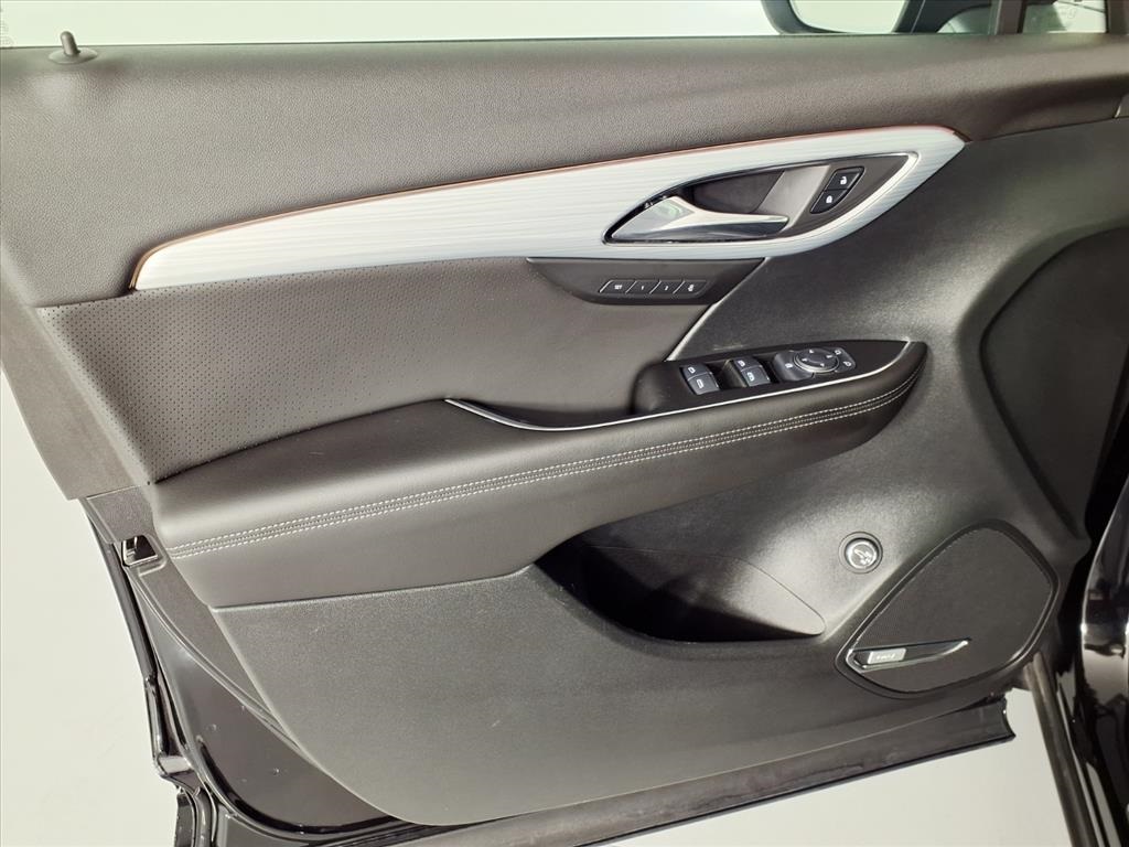 2024 Buick Envision Avenir Black at Texan Dodge Chrysler Jeep Ram