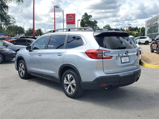 2023 Subaru Ascent Premium photo 2