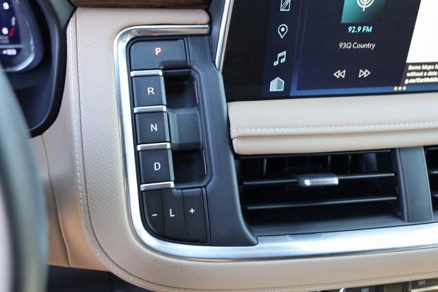 2024 Chevrolet Suburban Premier White at Baytown Hyundai