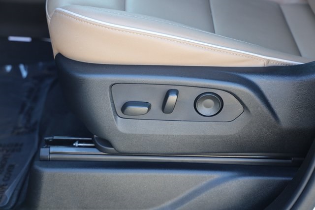 2024 Chevrolet Suburban Premier White at Baytown Hyundai