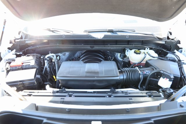 2024 Chevrolet Suburban Premier White at Baytown Hyundai