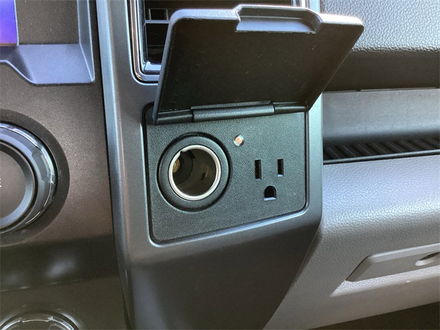 Used Car 2020 Ford F-150  Xlt For Sale Under $30,000 In San Antonio, Texas