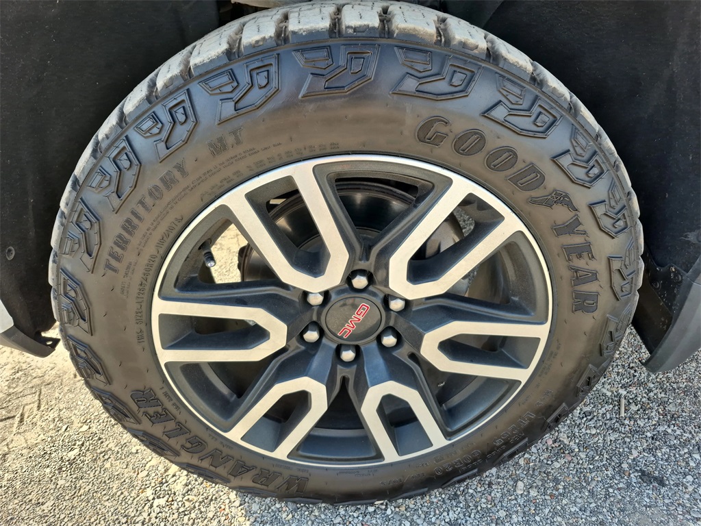 2022 GMC Sierra 1500 Limited AT4 White at Mac Haik CDJR North Houston