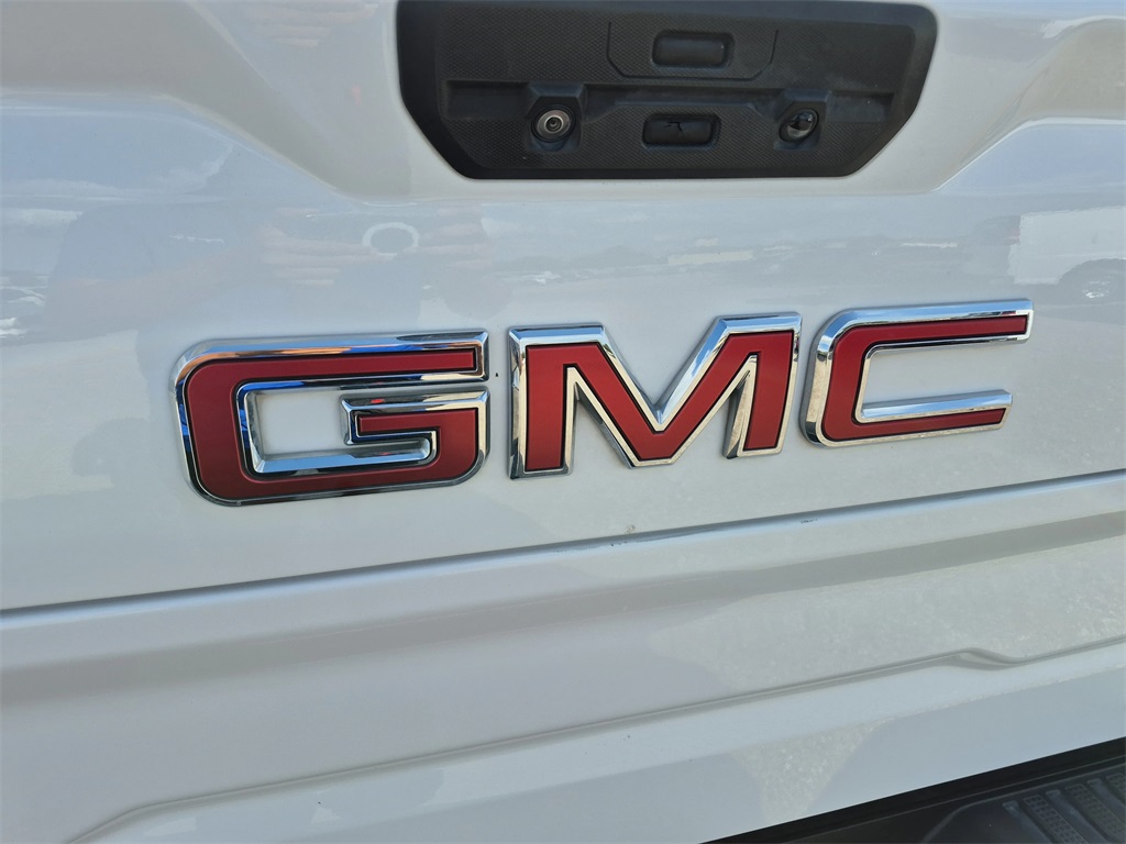 2022 GMC Sierra 1500 Limited AT4 White at Mac Haik CDJR North Houston