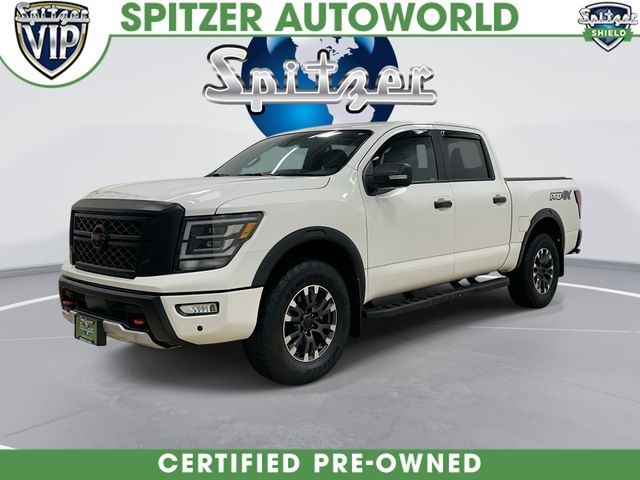 2023 Nissan Titan PRO-4X Crew Cab 4WD