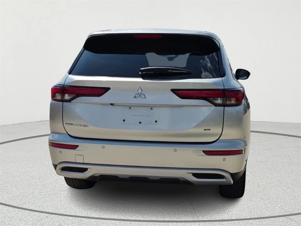 2023 Mitsubishi Outlander SE Silver at Emmons Autoplex