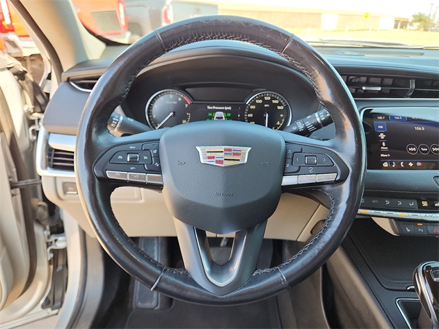 Used Car 2020 Cadillac Xt4  Luxury For Sale In Plainview, Texas