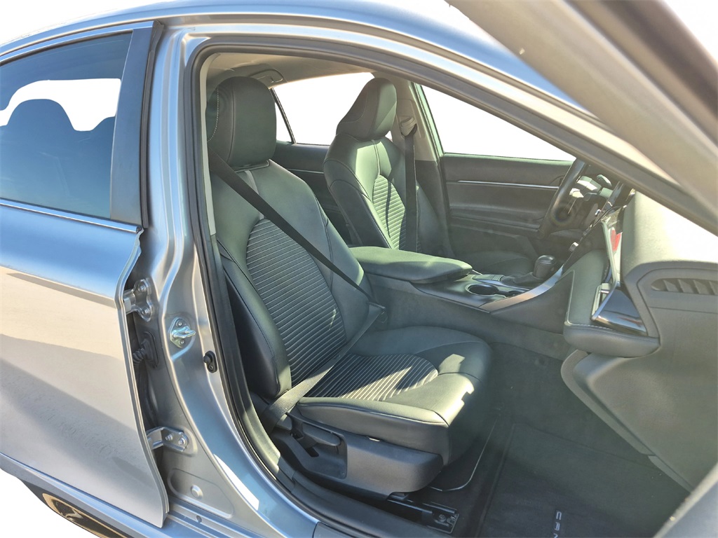 2022 Toyota Camry SE Silver at DeMontrond Auto Country