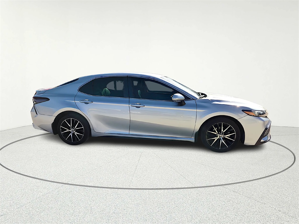 2022 Toyota Camry SE Silver at DeMontrond Auto Country