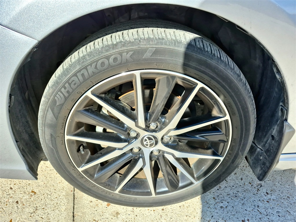 2022 Toyota Camry SE Silver at DeMontrond Auto Country