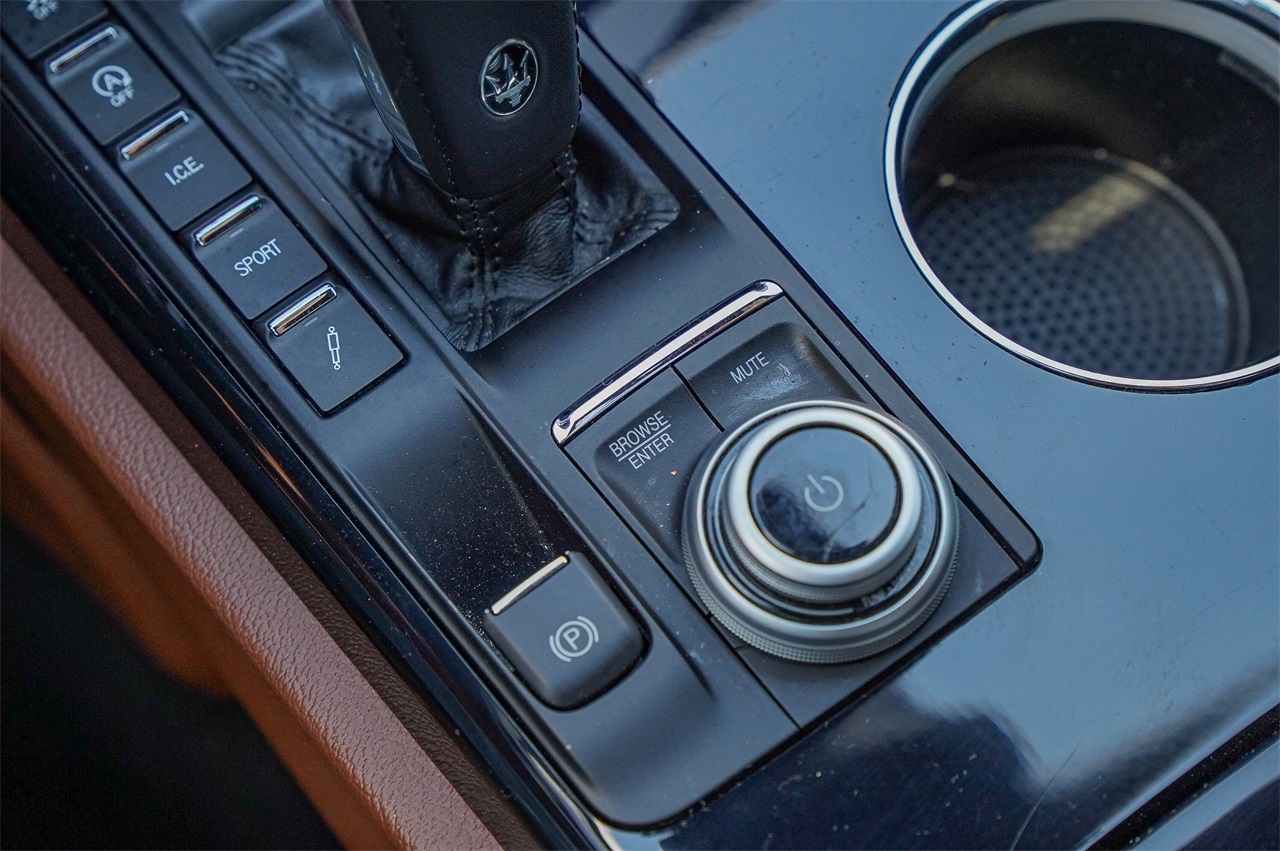 Used Car 2022 Maserati Quattroporte  Modena For Sale Under $35,000 In Austin, Texas