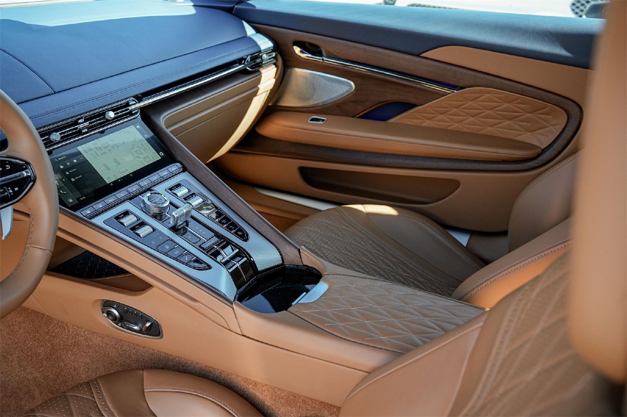 Used Car 2025 Aston Martin Db12  For Sale Under $280,000 In Austin, Texas