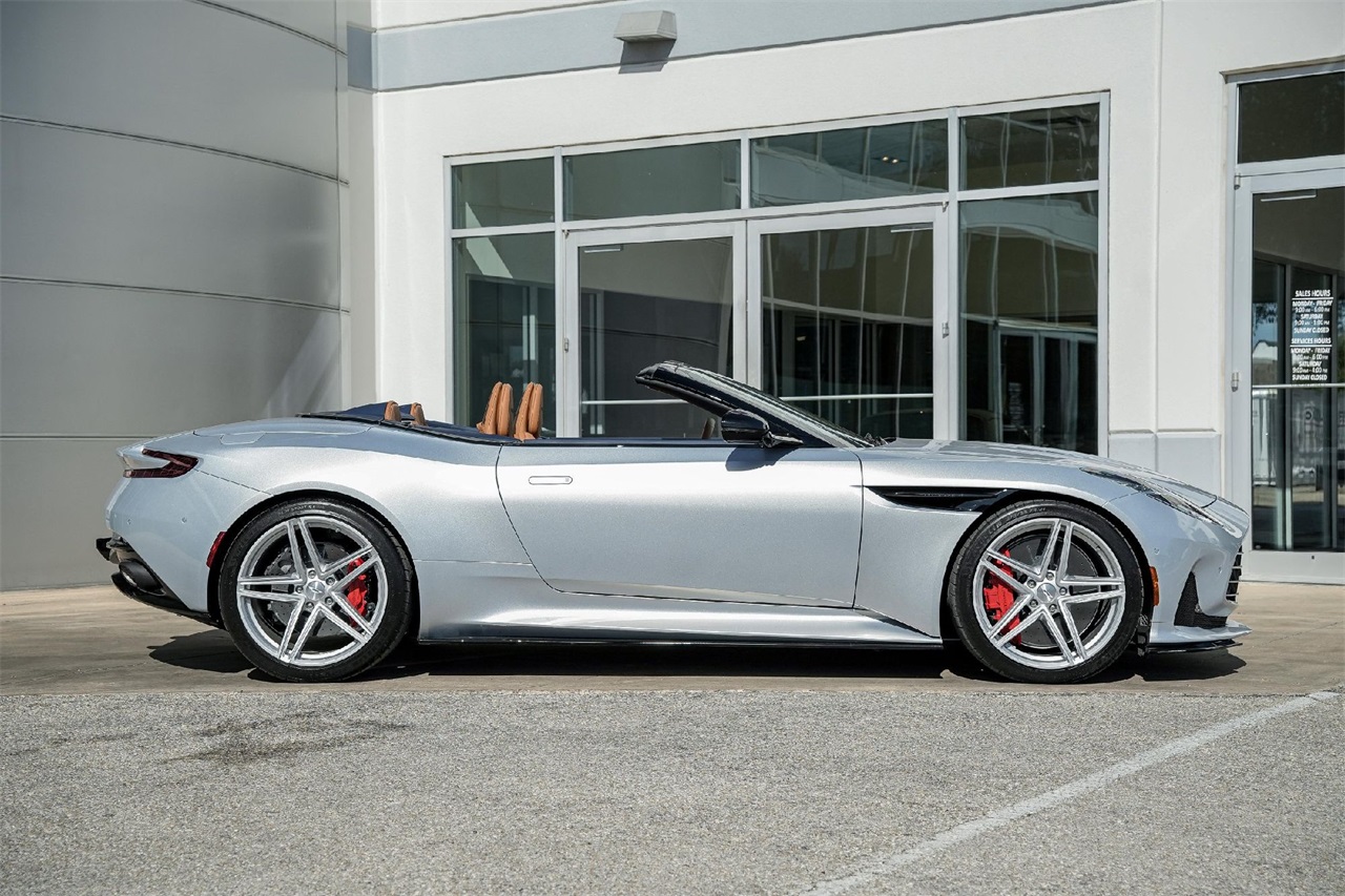 Used Car 2025 Aston Martin Db12  For Sale Under $280,000 In Austin, Texas