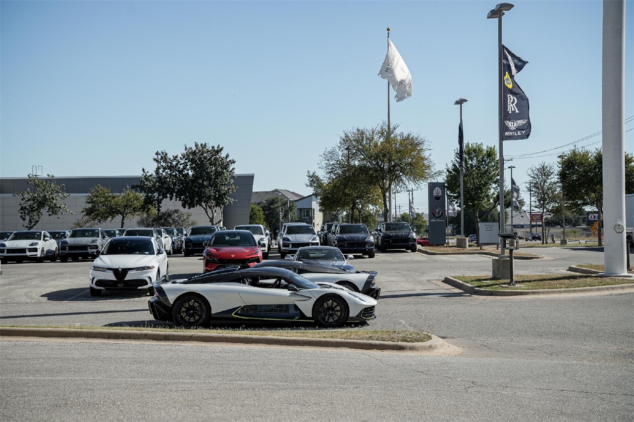 Used Car 2025 Aston Martin Db12  For Sale Under $280,000 In Austin, Texas