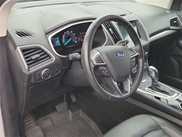 Used 2018 Ford Edge For Sale in Livonia, MI