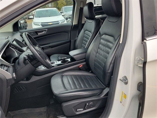 Used 2018 Ford Edge For Sale in Livonia, MI