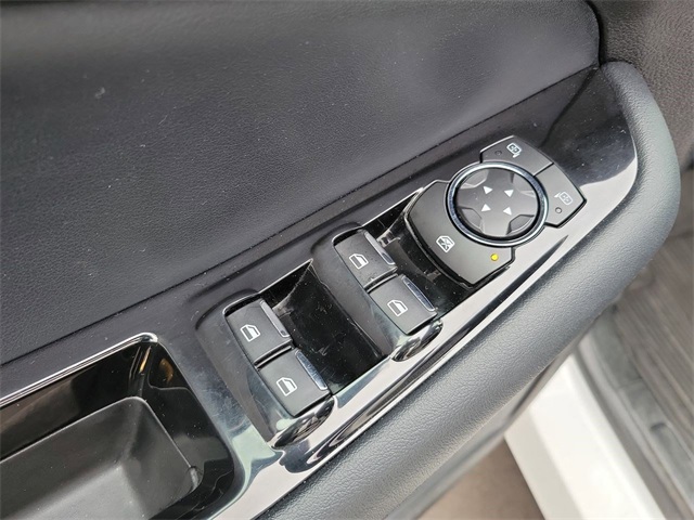 Used 2018 Ford Edge For Sale in Livonia, MI