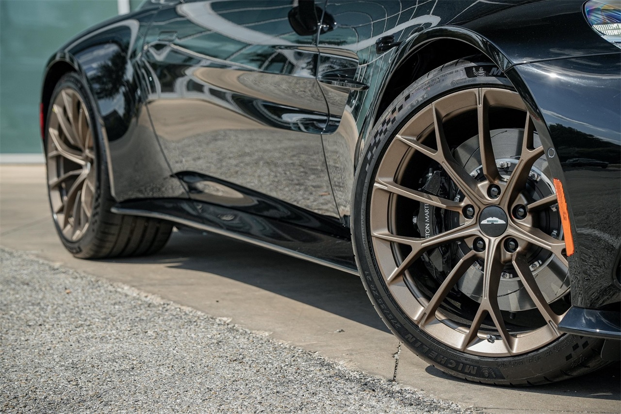 New Car 2025 Aston Martin Vantage  Base For Sale Under $250,000 In Austin, Texas