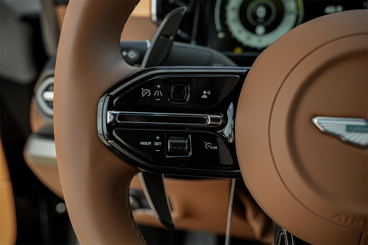 New Car 2025 Aston Martin Vantage  Base For Sale Under $250,000 In Austin, Texas