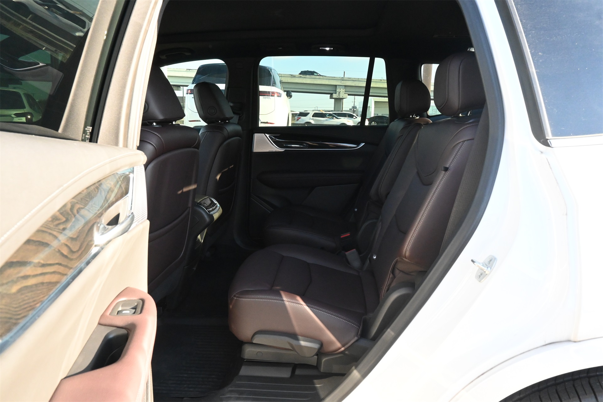 2024 Cadillac XT6 Premium Luxury White at Bayway Cadillac of The Woodlands