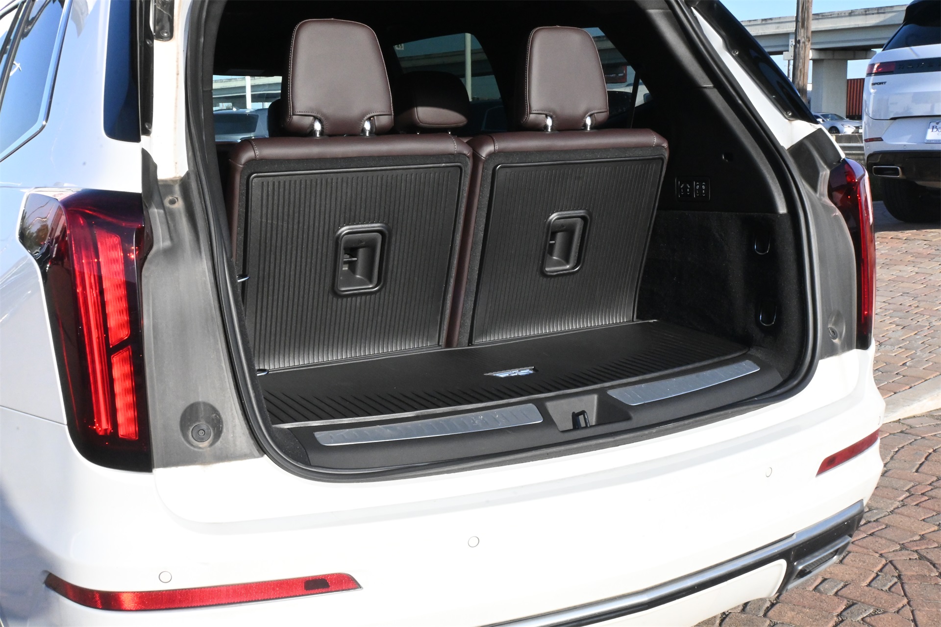 2024 Cadillac XT6 Premium Luxury White at Bayway Cadillac of The Woodlands