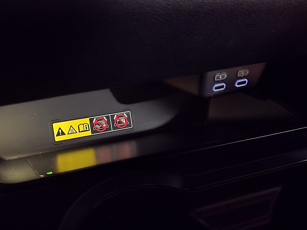 Thumbnail: 2023 Lexus UX - 23