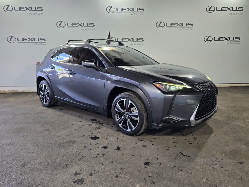 Thumbnail: 2023 Lexus UX - 3