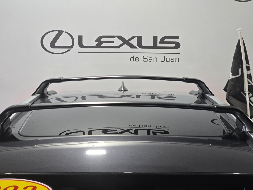 Thumbnail: 2023 Lexus UX - 7