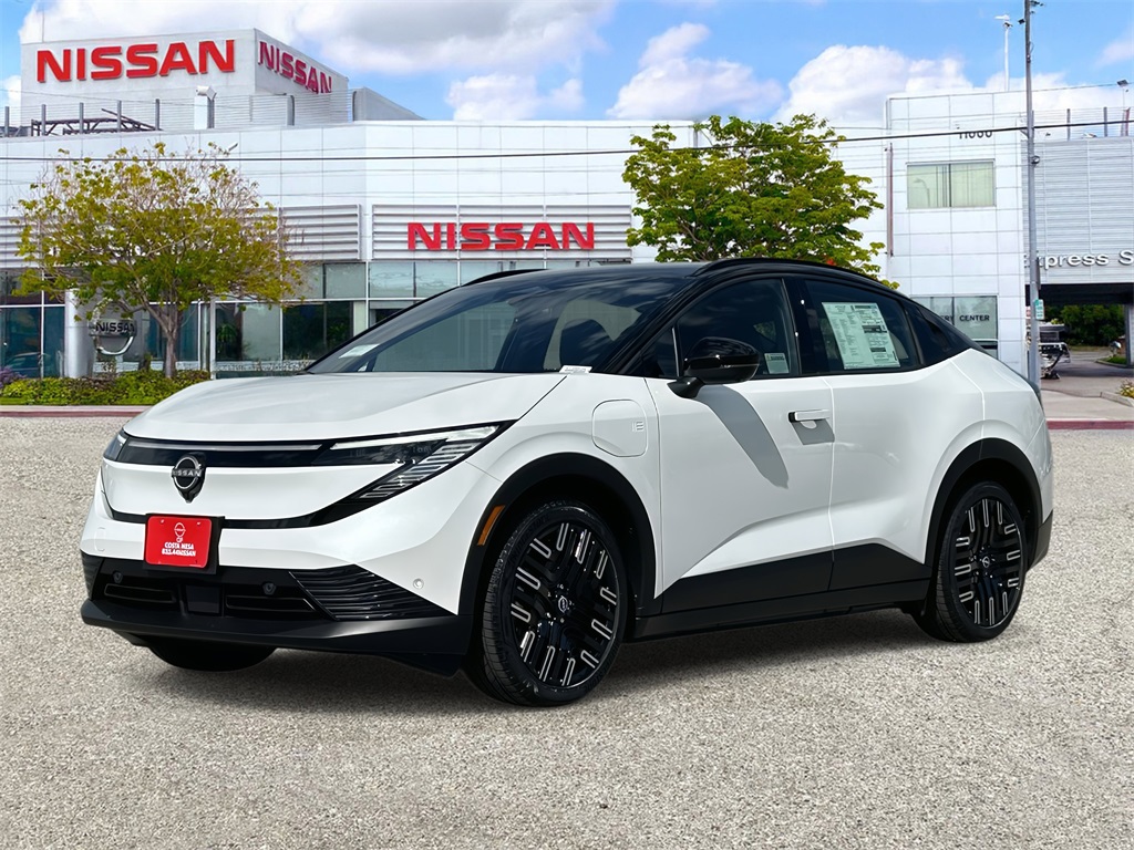 2026 Nissan LEAF Platinum+'s photo