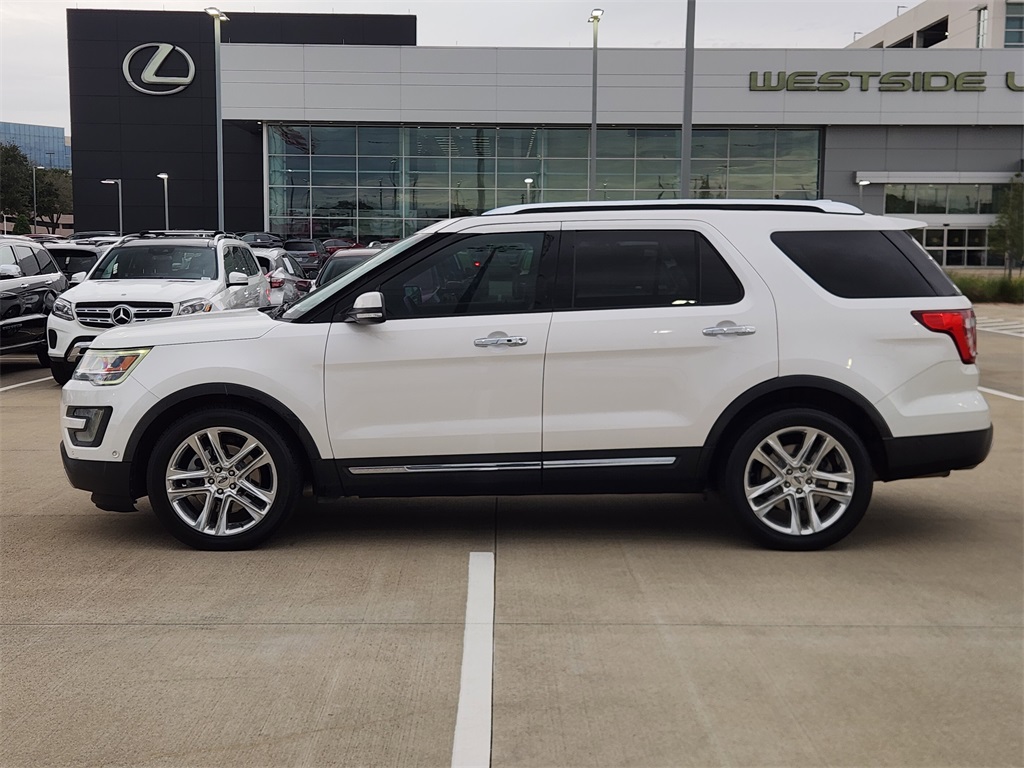 2017 Ford Explorer Limited White at Autostrade