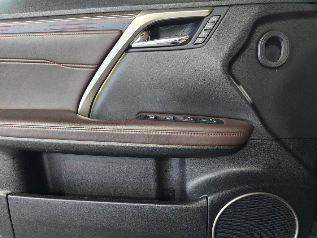 Thumbnail: 2017 Lexus RX - 12