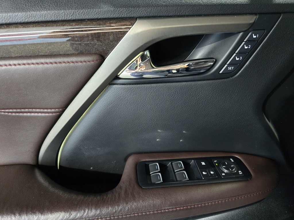 Thumbnail: 2017 Lexus RX - 13