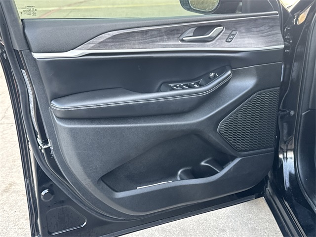 2025 Jeep Grand Cherokee L Limited Black at Don McGill Toyota