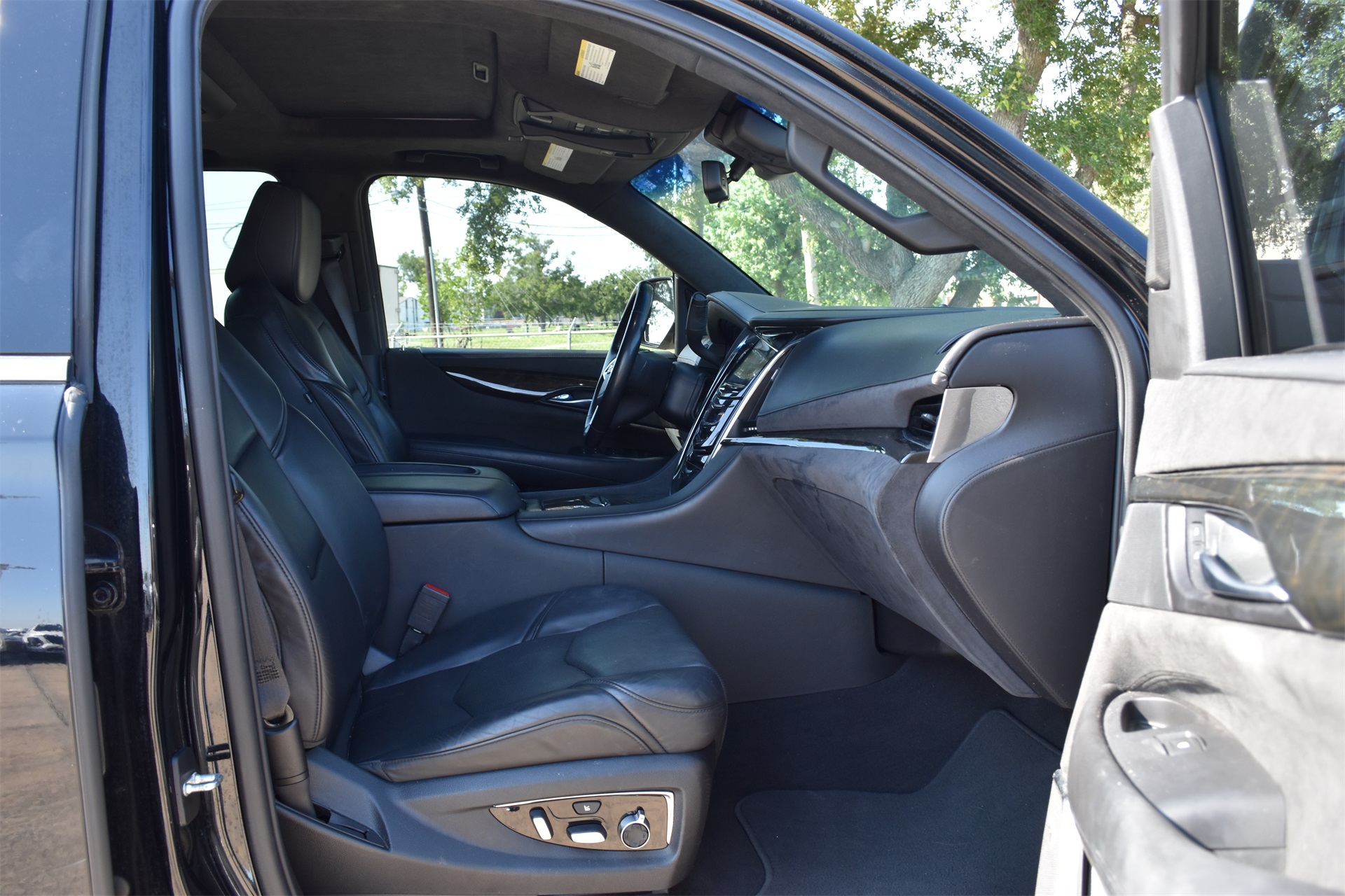 2019 Cadillac Escalade Platinum Edition Black at Ultimate Motorsports