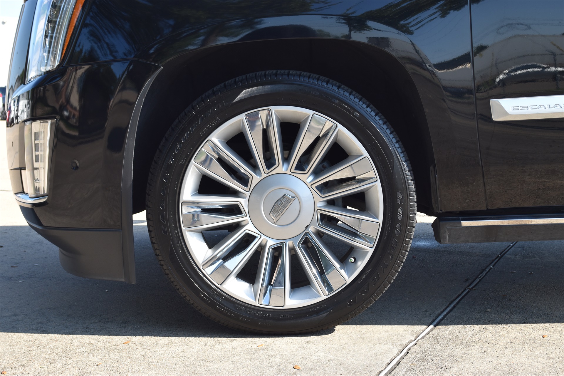 2019 Cadillac Escalade Platinum Edition Black at Ultimate Motorsports