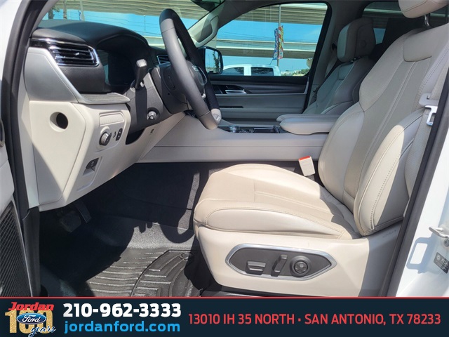Used Car 2023 Jeep Wagoneer L  Series Iii For Sale Under $50,000 In San Antonio, Texas