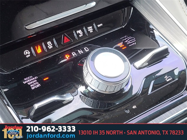 Used Car 2023 Jeep Wagoneer L  Series Iii For Sale Under $50,000 In San Antonio, Texas