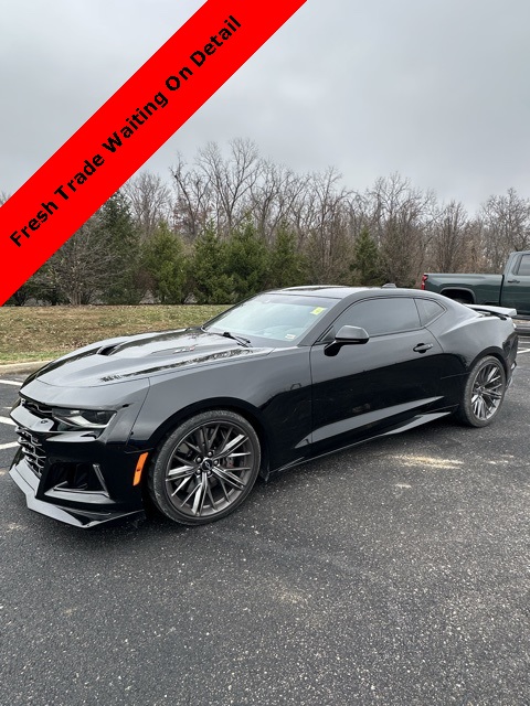 2022 Chevrolet Camaro ZL1's photo