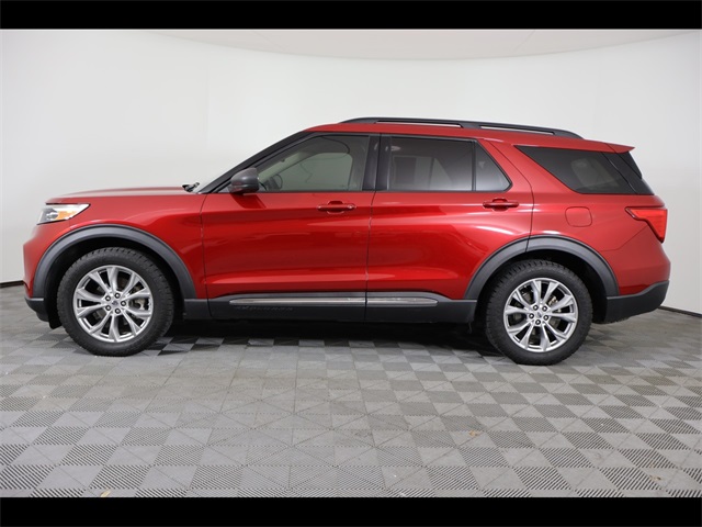 2020 Ford Explorer XLT photo 2