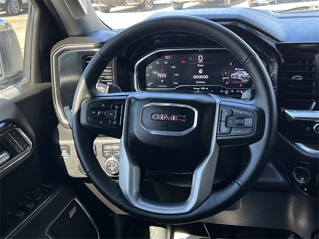2025 GMC Sierra 1500 SLT - 9