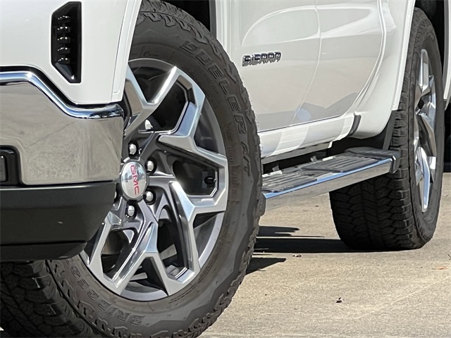 2025 GMC Sierra 1500 SLT - 6