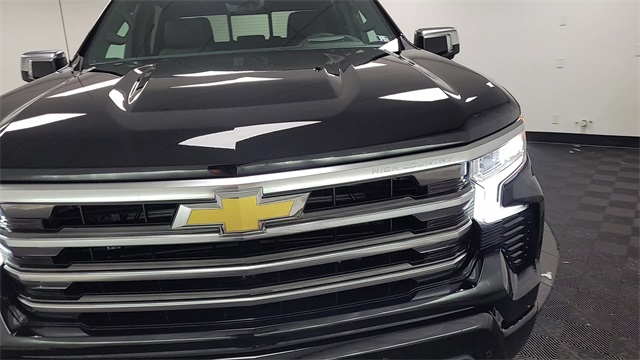 2025 – Chevrolet – Silverado 1500